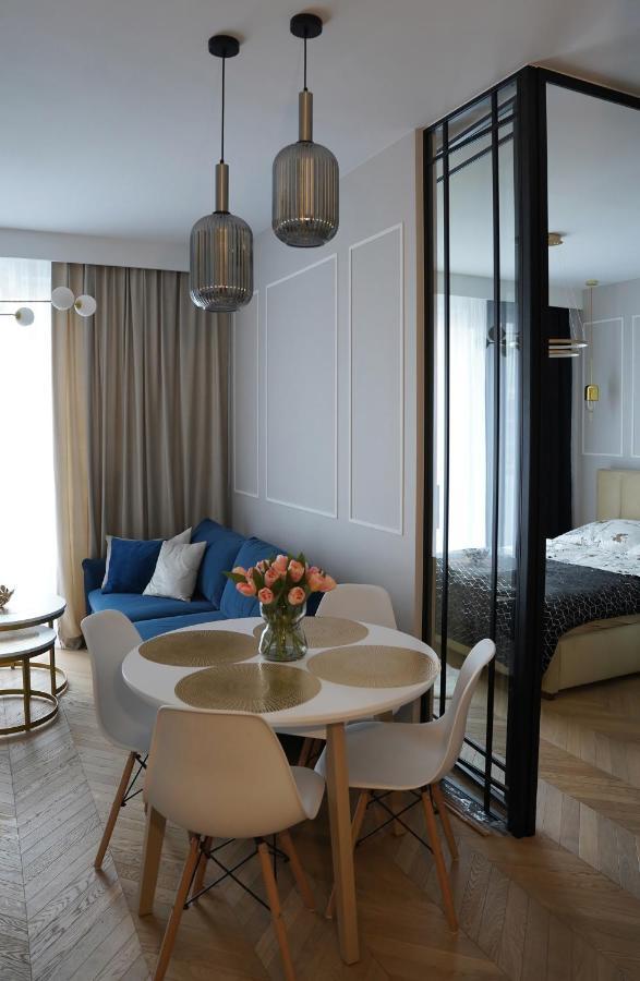 Apartamenty METRO TARGÓWEK 27 Varsóvia Exterior foto