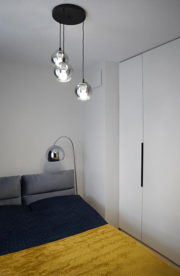 Apartamenty METRO TARGÓWEK 27 Varsóvia Exterior foto