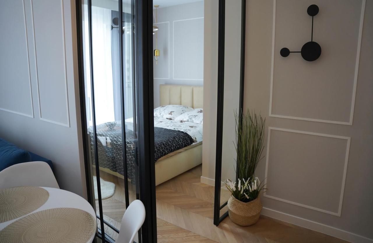 Apartamenty METRO TARGÓWEK 27 Varsóvia Exterior foto