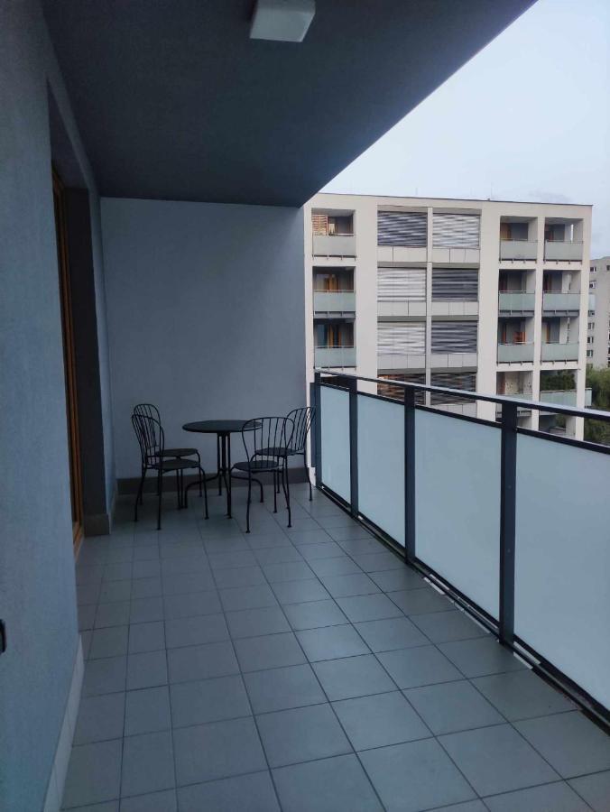 Apartamenty METRO TARGÓWEK 27 Varsóvia Exterior foto