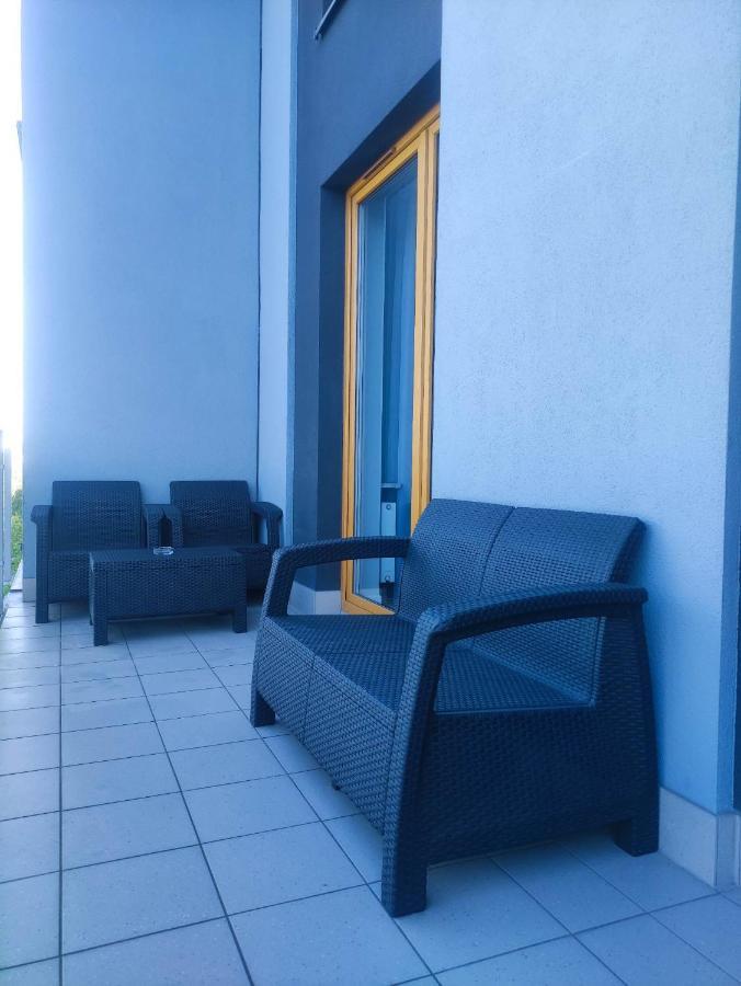 Apartamenty METRO TARGÓWEK 27 Varsóvia Exterior foto